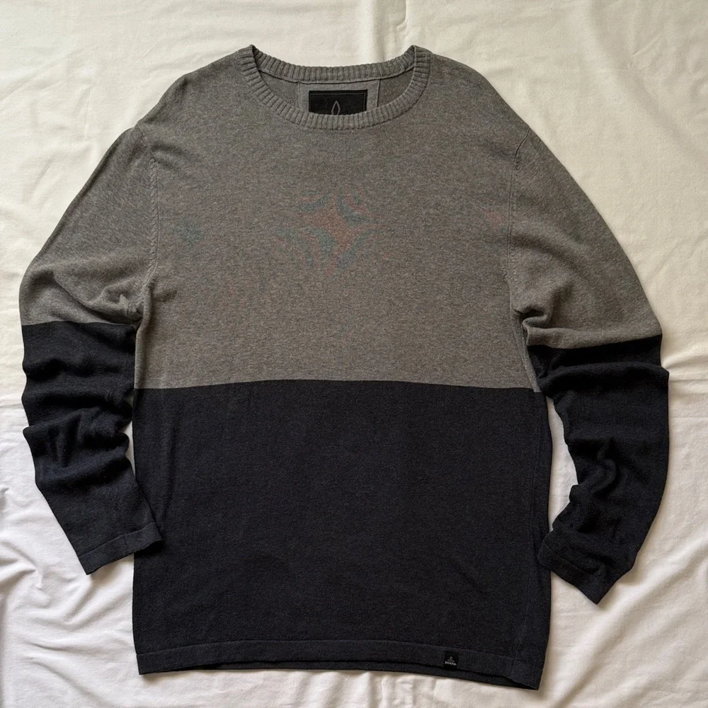 Prana Two-Tone Gray and Black Crewneck Sweater